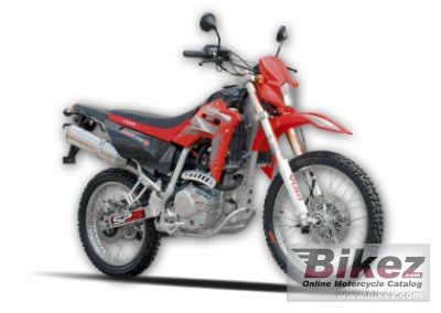 2010 Yuki 250 TR photo
